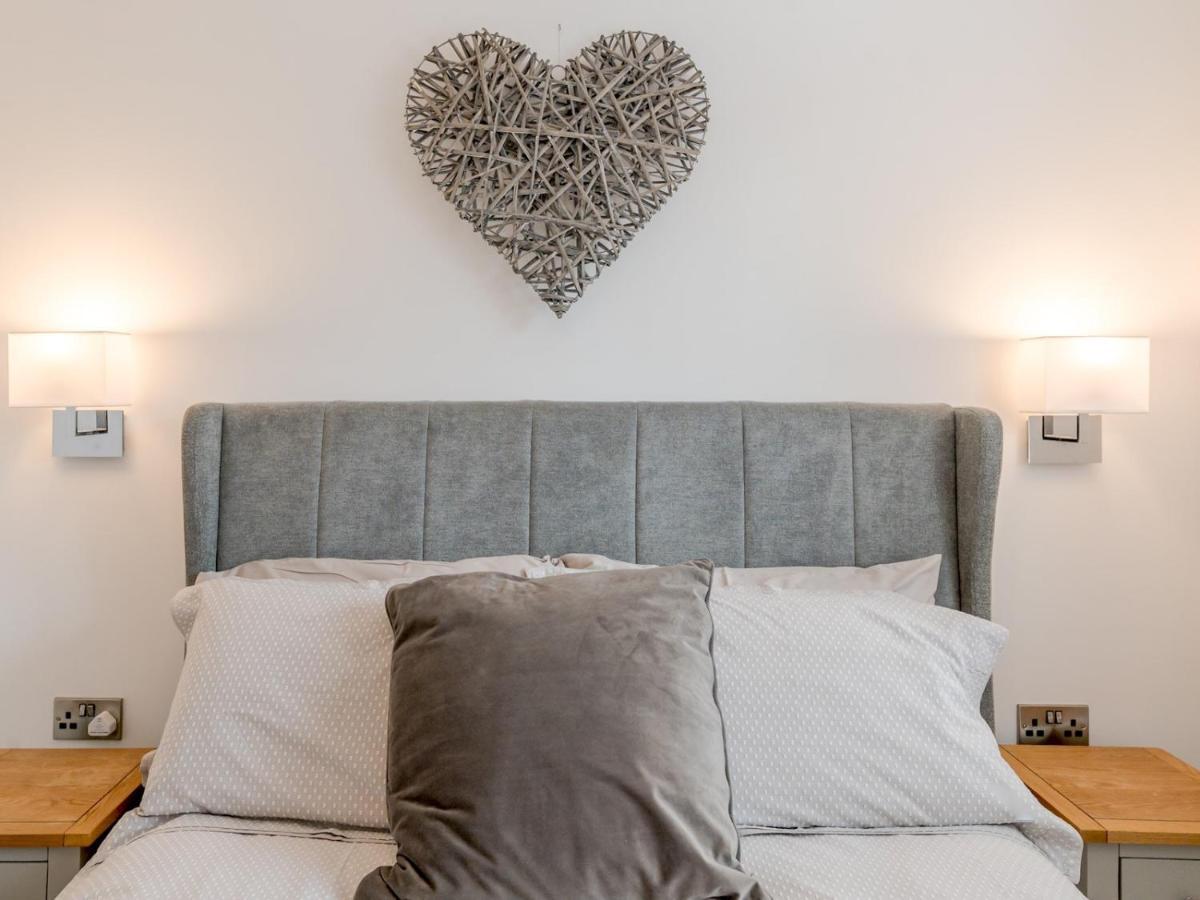 Pass The Keys 1 Bed Albury Contemporary Apartment With Secure Parking Shrewsbury Eksteriør billede