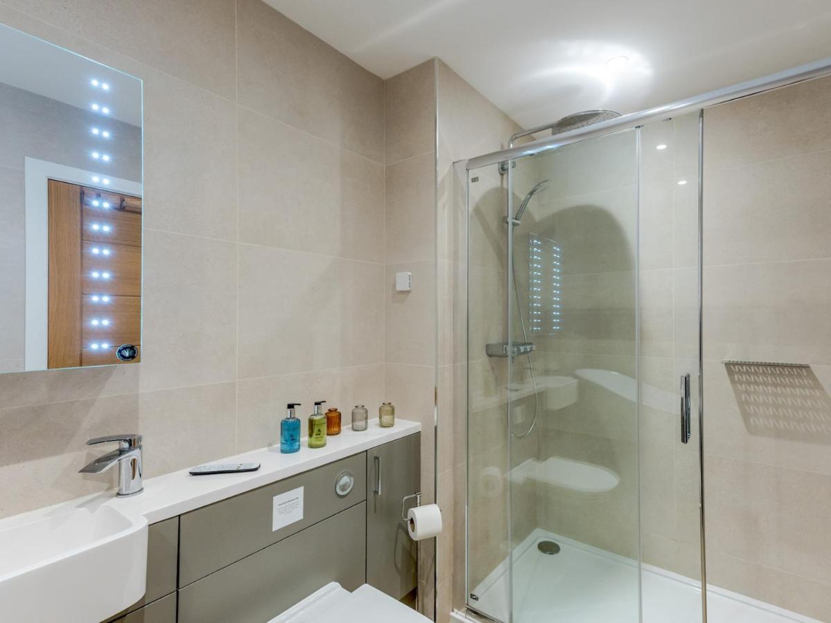 Pass The Keys 1 Bed Albury Contemporary Apartment With Secure Parking Shrewsbury Eksteriør billede